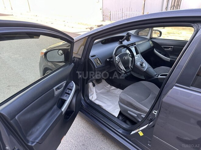 Toyota Prius 2013, 276,000 km - 1.8 l - Bakı