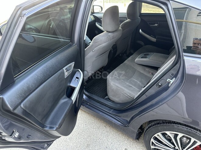 Toyota Prius 2013, 276,000 km - 1.8 l - Bakı