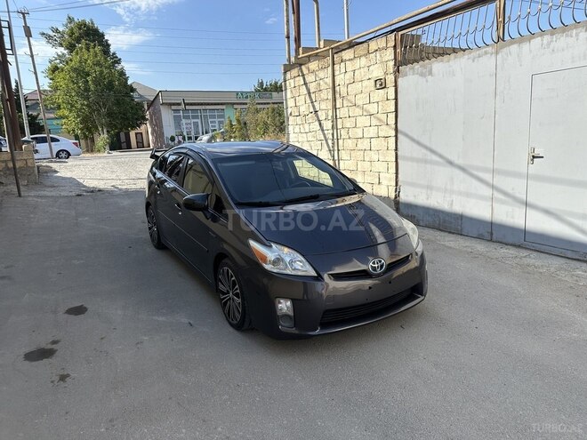 Toyota Prius 2013, 276,000 km - 1.8 l - Bakı