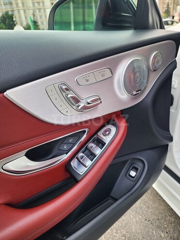 Mercedes C 300-17