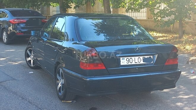 Mercedes C 180 1999, 350,000 km - 1.8 l - Bakı