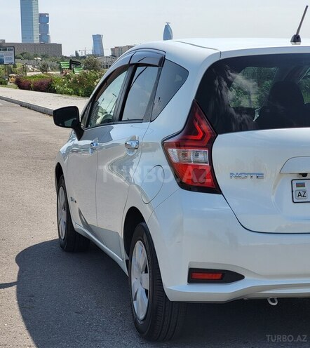 Nissan Note-9