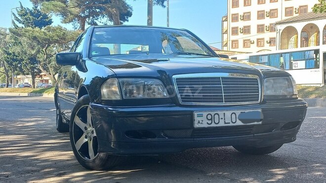 Mercedes C 180 1999, 350,000 km - 1.8 l - Bakı