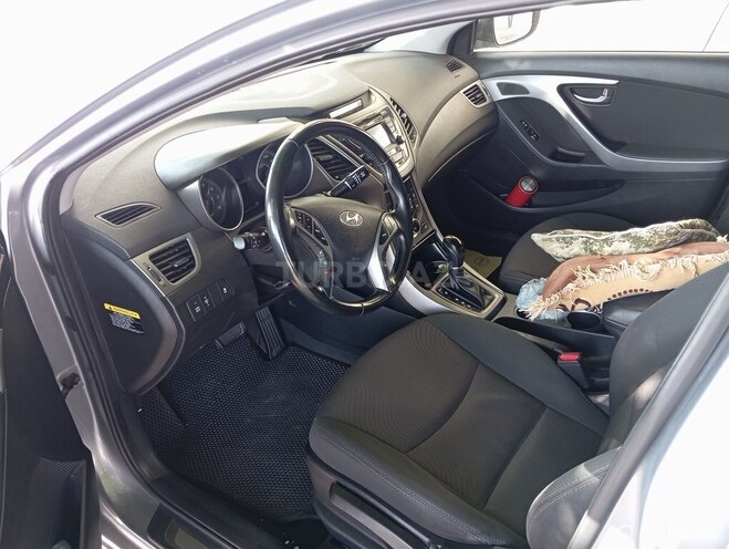 Hyundai Elantra 2015, 99,900 km - 1.8 л - Bakı