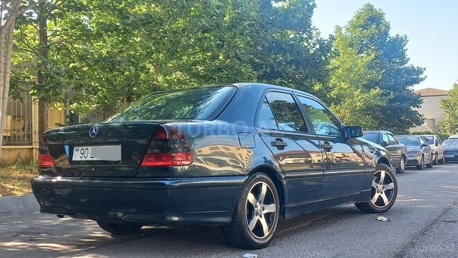 Mercedes C 180 1999, 350,000 km - 1.8 l - Bakı