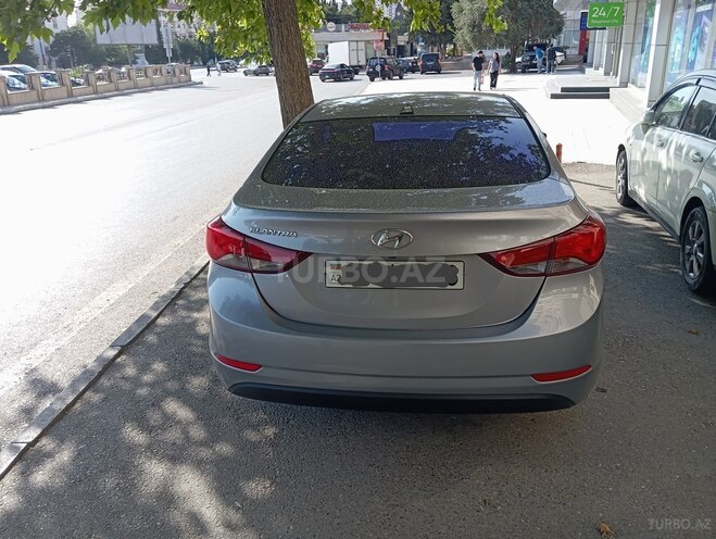 Hyundai Elantra 2015, 99,900 km - 1.8 л - Bakı