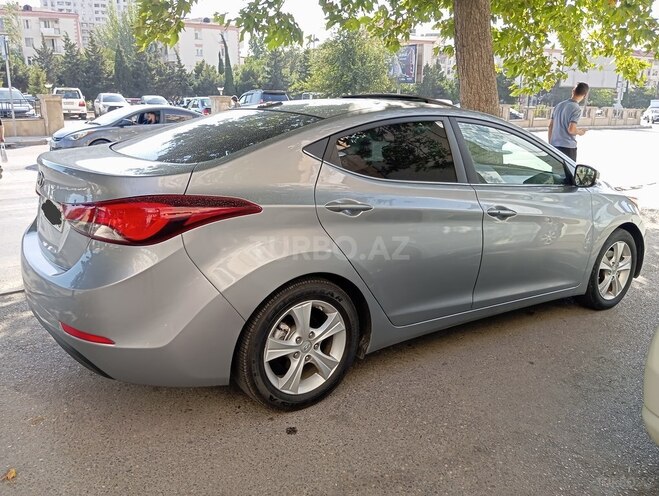 Hyundai Elantra 2015, 99,900 km - 1.8 л - Bakı