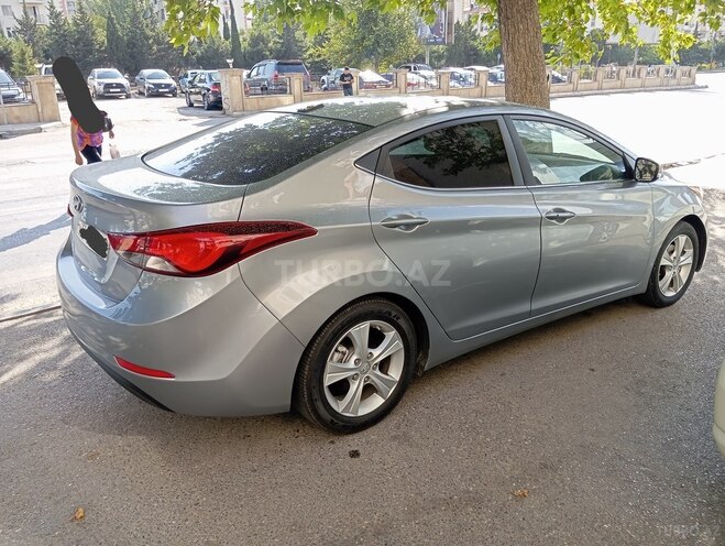 Hyundai Elantra 2015, 99,900 km - 1.8 л - Bakı