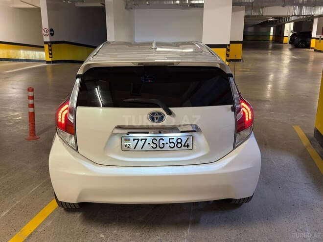 Toyota Aqua 2016, 176,000 km - 1.5 l - Bakı