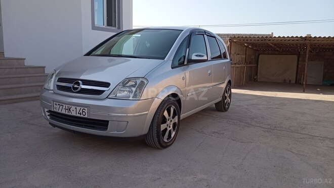 Opel Meriva-11
