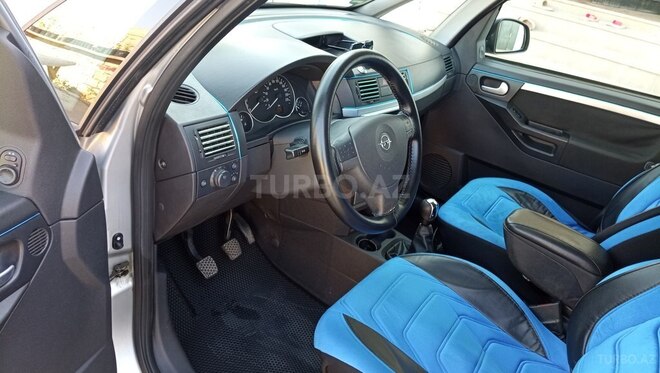 Opel Meriva-3