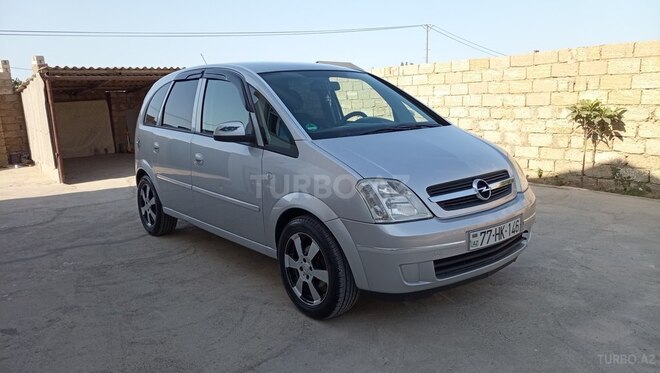 Opel Meriva-9
