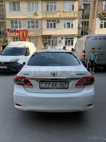 Toyota Corolla 2013, 312,000 km - 1.6 l - Bakı
