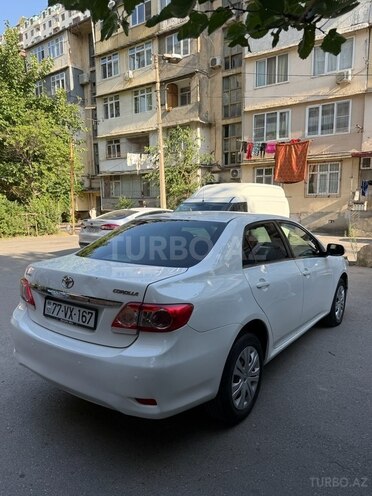 Toyota Corolla 2013, 312,000 km - 1.6 l - Bakı