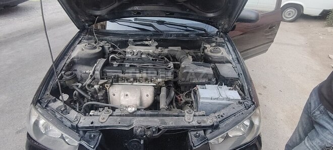 Hyundai Elantra 2002, 660,500 km - 2.0 l - Bakı