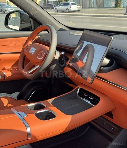 Changan Qiyuan Q07-17