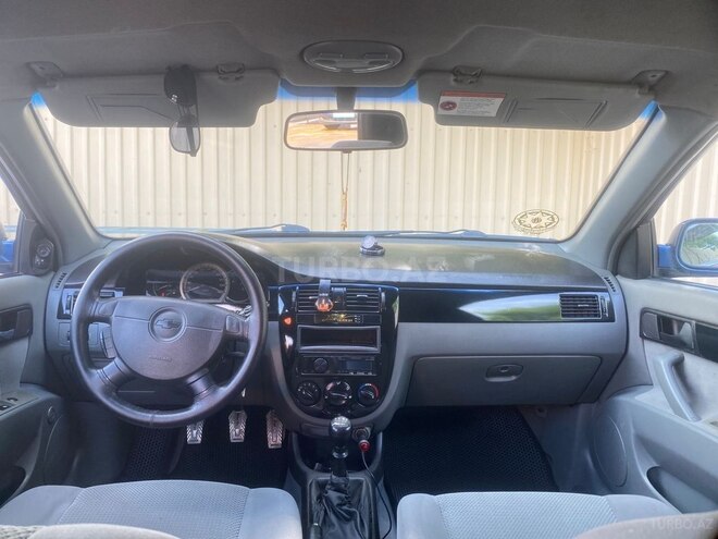 Chevrolet Lacetti-12