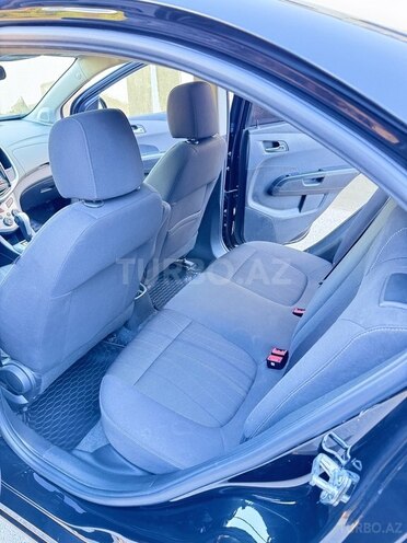 Chevrolet Aveo-7
