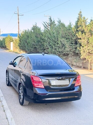 Chevrolet Aveo-3