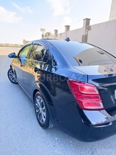 Chevrolet Aveo-13