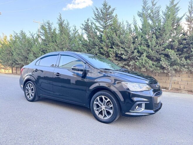 Chevrolet Aveo-19