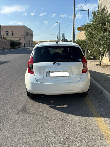 Nissan Note-5