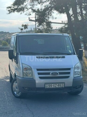 Ford Transit 2010, 294,000 km - 2.2 l - Quba