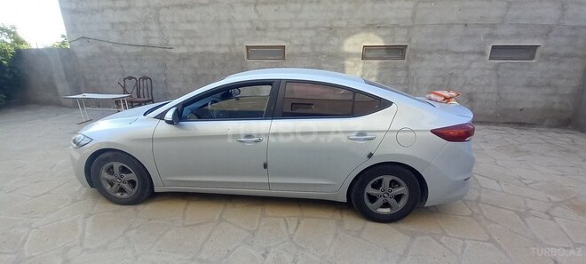 Hyundai Avante 2016, 163,400 km - 1.6 l - Bakı
