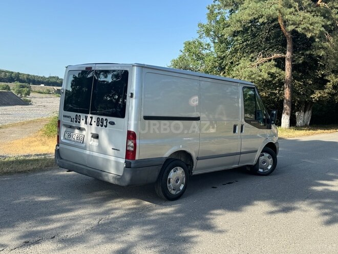 Ford Transit 2010, 294,000 km - 2.2 l - Quba
