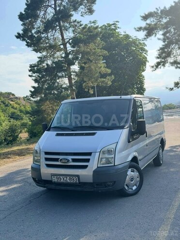Ford Transit 2010, 294,000 km - 2.2 l - Quba