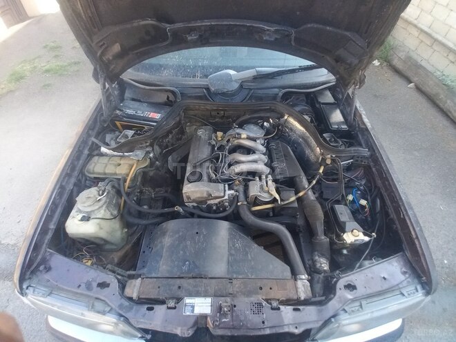 Mercedes E 200 d 1992, 525,000 km - 2.0 l - Bakı