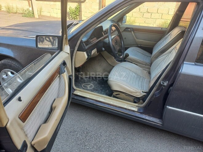 Mercedes E 200 d 1992, 525,000 km - 2.0 l - Bakı