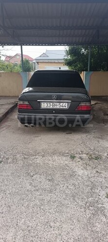 Mercedes E 220 1995, 682,582 km - 2.2 l - İmişli