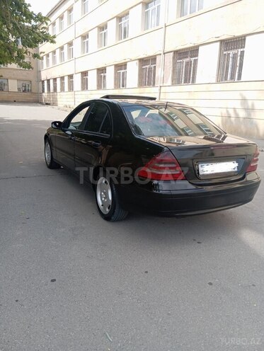 Mercedes C 220 d 2002, 420,000 km - 2.2 л - Bakı