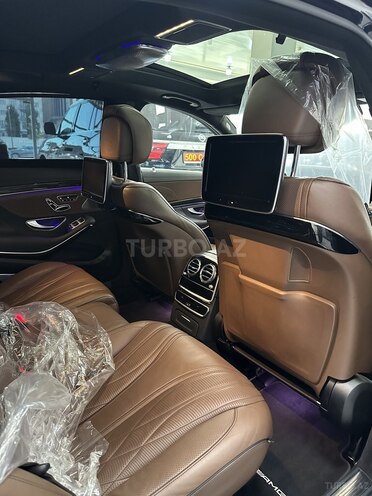 Mercedes S 63 AMG 4MATIC-21