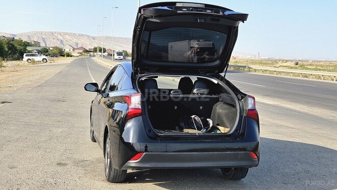 Toyota Prius 2021, 115,300 km - 1.8 l - Bakı