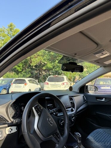 Hyundai Accent 2021, 25,670 km - 1.6 l - Bakı