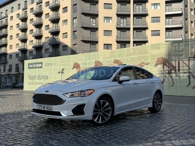 Ford Fusion (North America) 2019, 155,000 km - 2.0 л - Bakı