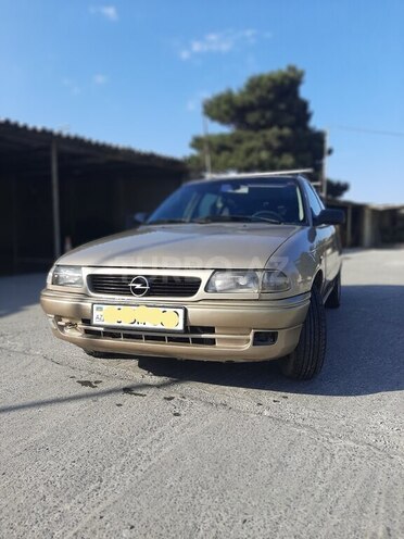Opel Astra 1997, 400,150 km - 1.6 l - Bakı