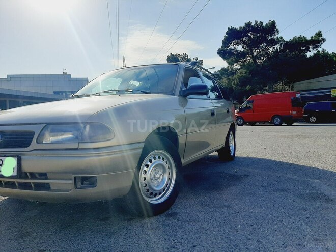 Opel Astra 1997, 400,150 km - 1.6 l - Bakı