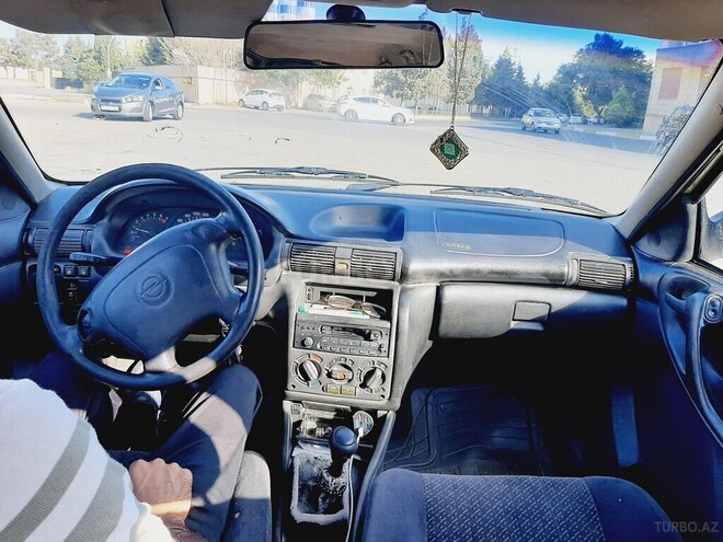 Opel Astra 1997, 400,150 km - 1.6 l - Bakı