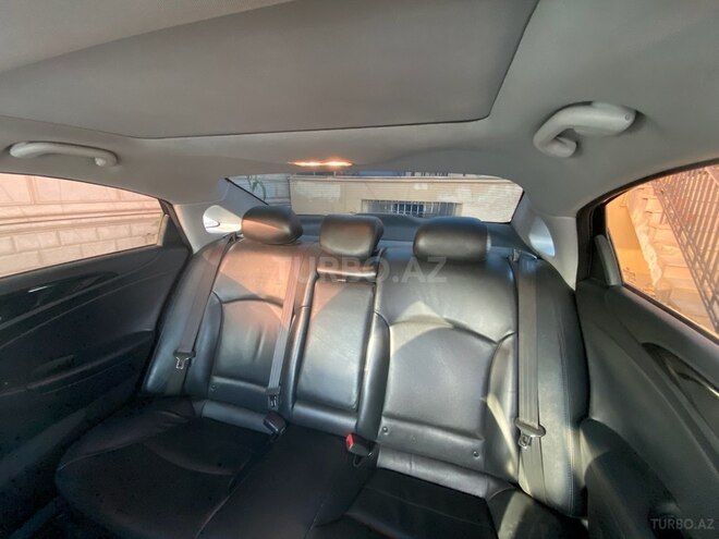 Hyundai Sonata-6