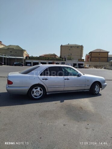 Mercedes E 230 1996, 240,000 km - 2.3 л - Bakı