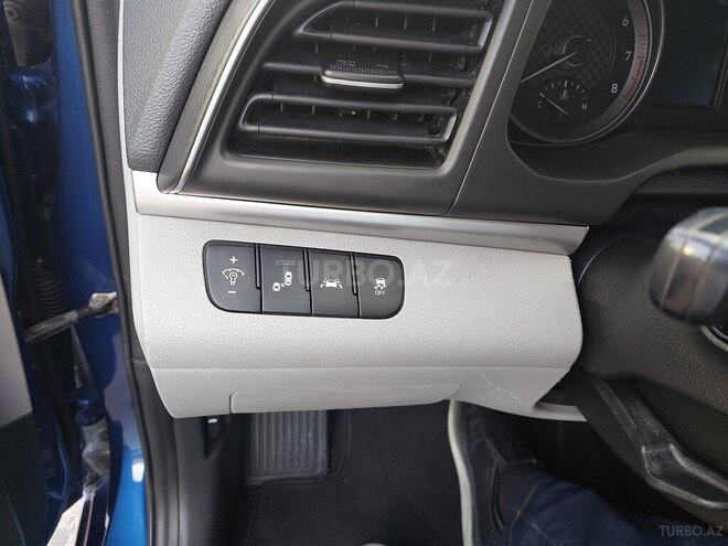 Hyundai Elantra 2019, 64,374 km - 2.0 л - Bakı