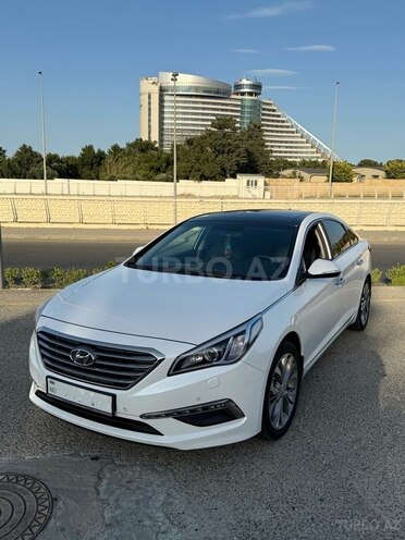 Hyundai Sonata-4