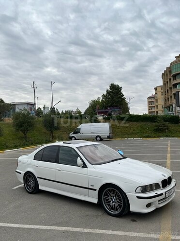 BMW 530 2001, 300,000 km - 3.0 l - Bakı