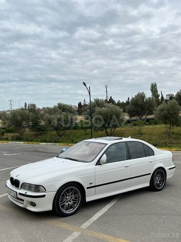 BMW 530 2001, 300,000 km - 3.0 l - Bakı