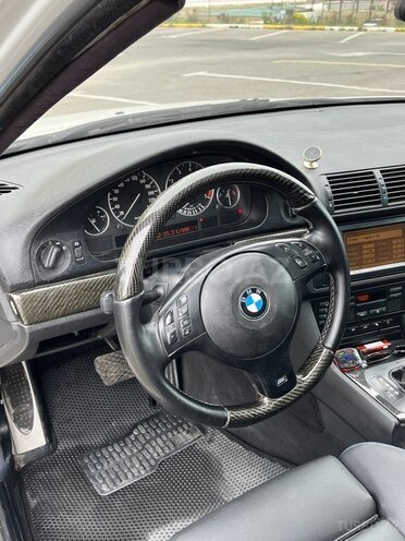 BMW 530 2001, 300,000 km - 3.0 l - Bakı
