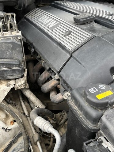 BMW 530 2001, 300,000 km - 3.0 l - Bakı