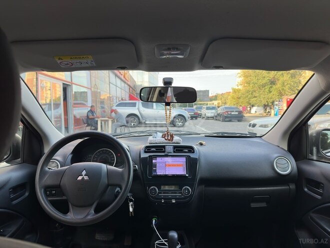 Mitsubishi Mirage-16